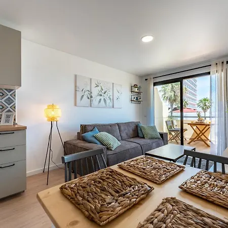 Lägenhet Charming Near Beach, Sea View Terrace Torremolinos